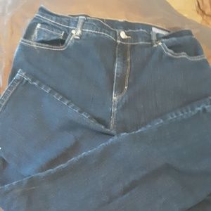 Gloria Vanderbilt Amanda size 12 jeans